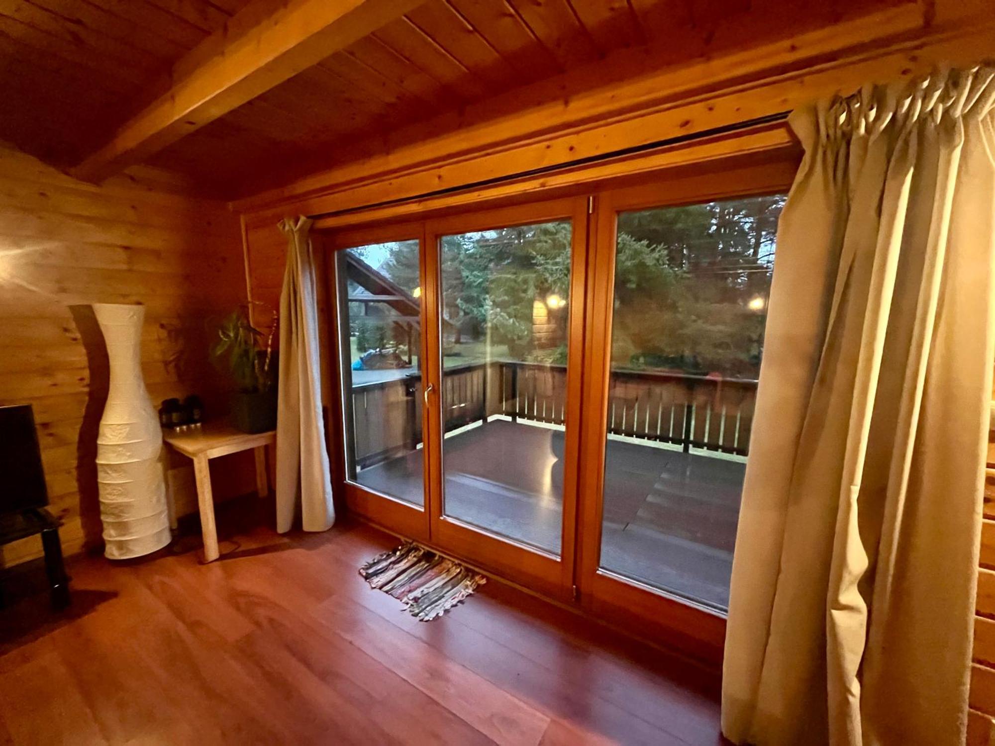 Zrub Alpinus Guest House Pribylina Eksteriør bilde